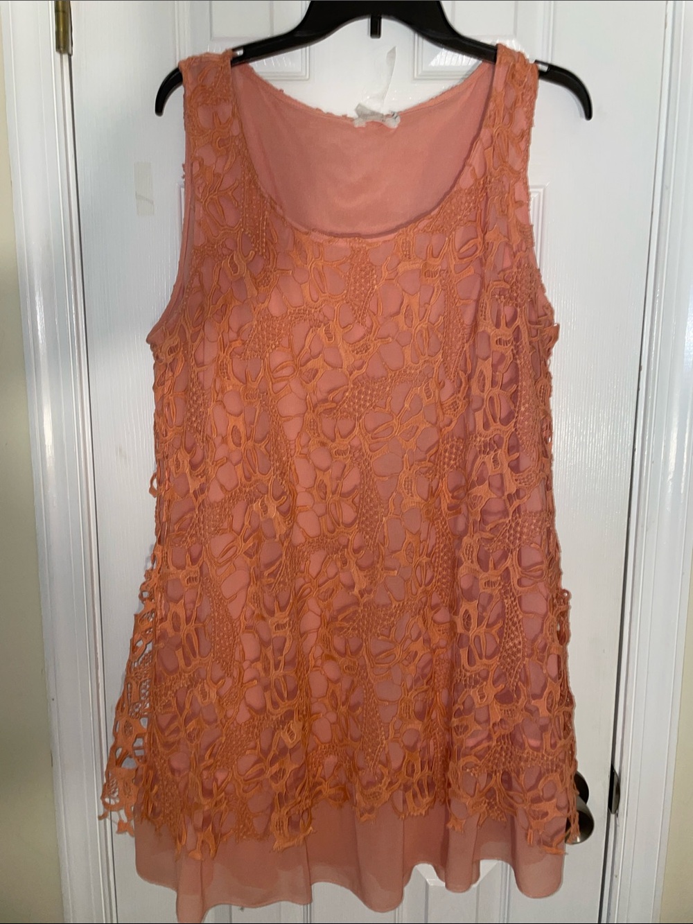 PERCH PEPPER CORAL COTTON CROCHET OVERLAY TANK TUNIC L/XL